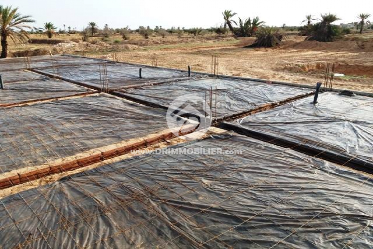 Départ de travaux 'chantier الخنانسة ' -                            Vente
                           Notre Chantiers Djerba